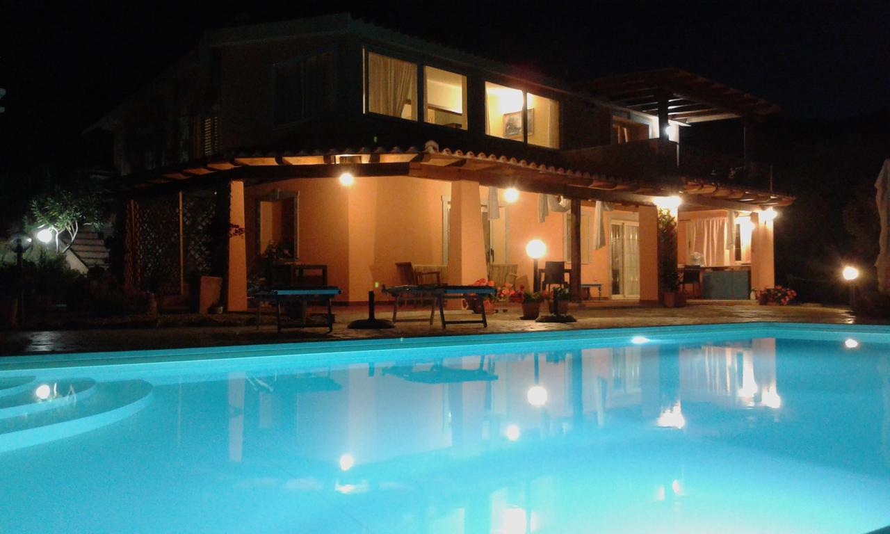 Li Muntigeddi Hotel San Teodoro  Exterior photo